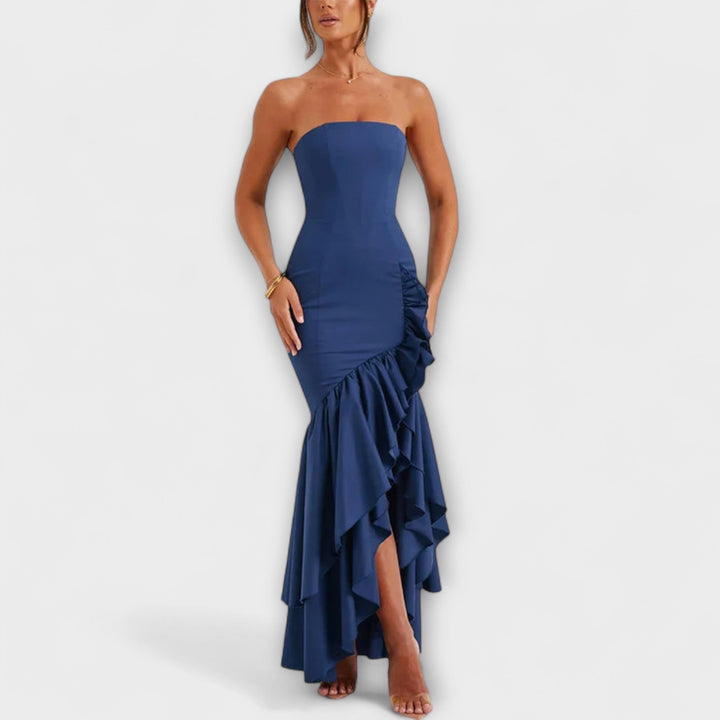 Zuri | Maxikleid mit schulterfreiem Design und asymmetrischem Saum