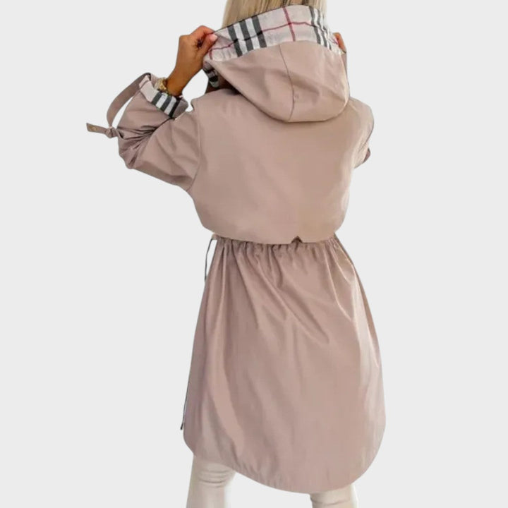 Nala | Elegante Gabardine mit Kapuze