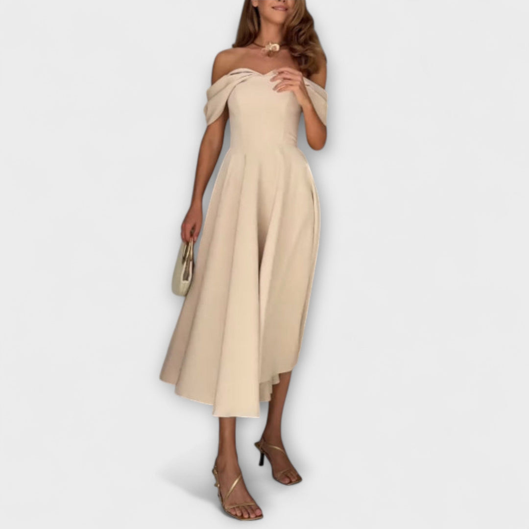 Romy | Schickes Maxikleid mit schulterfreiem Design und Drapierung