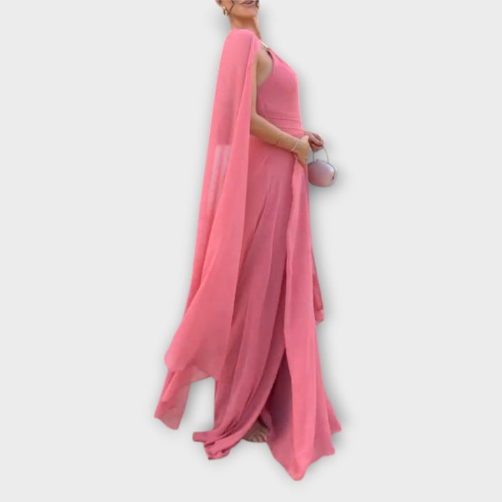 Mabel | Elegante Maxikleider mit Cape und hohem Schlitz