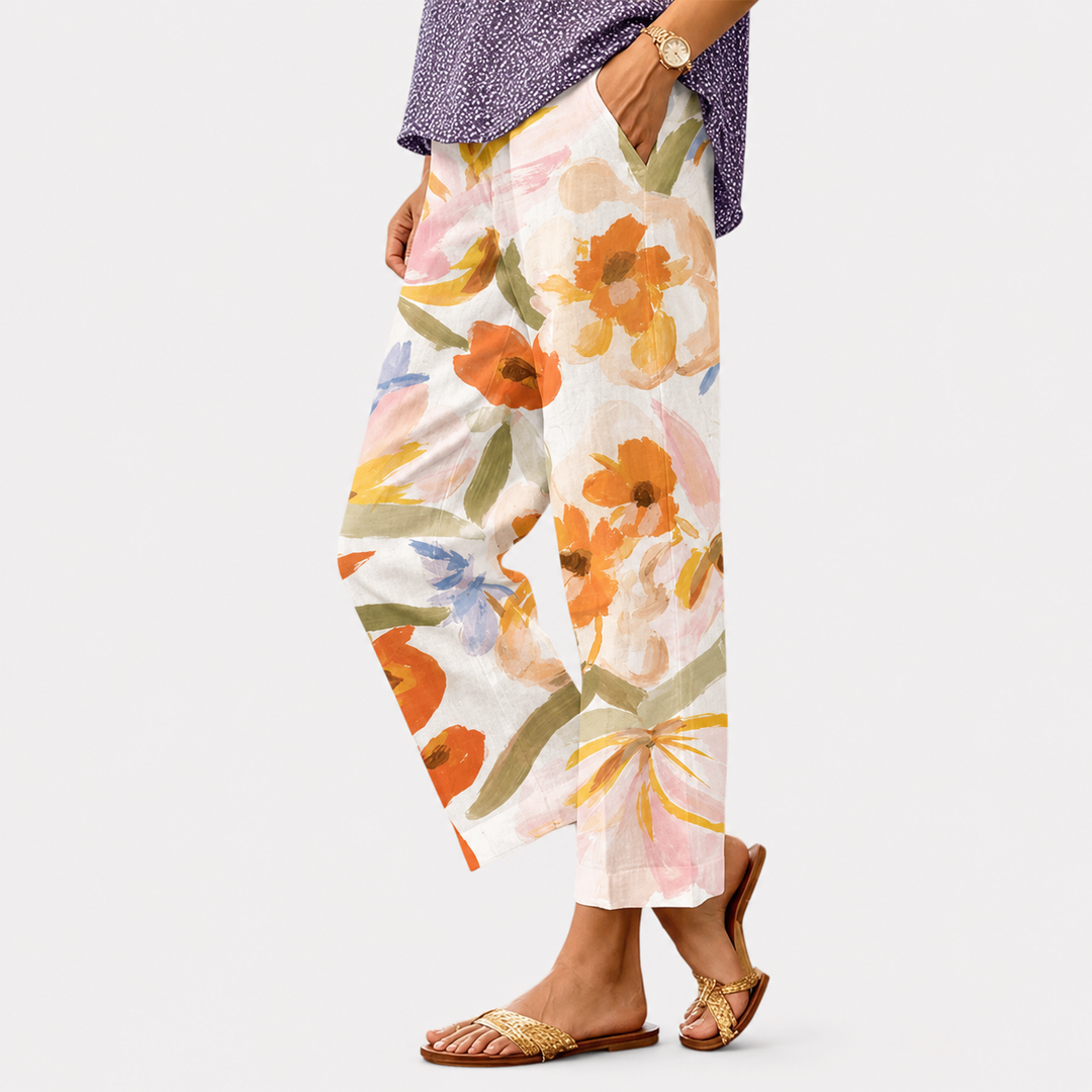 Ursula | Bedruckte Sommerhose in Beige mit Rot