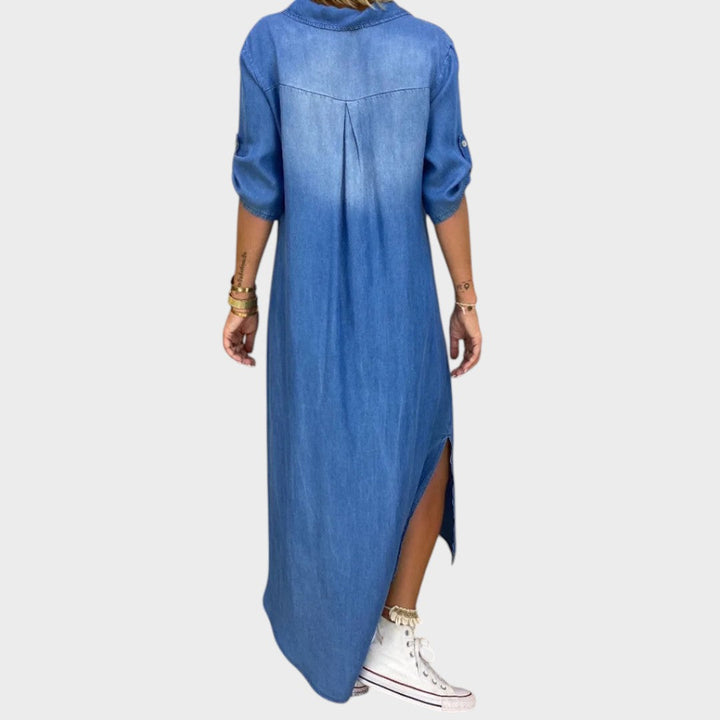 Lea | Langes Denim-Effekt-Kleid mit seitlichem Schlitz
