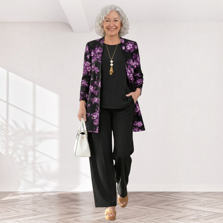 Gudrun – dreiteiliges Damen-Set in Anthrazit: Oberteil, weite Hose und langer Cardigan