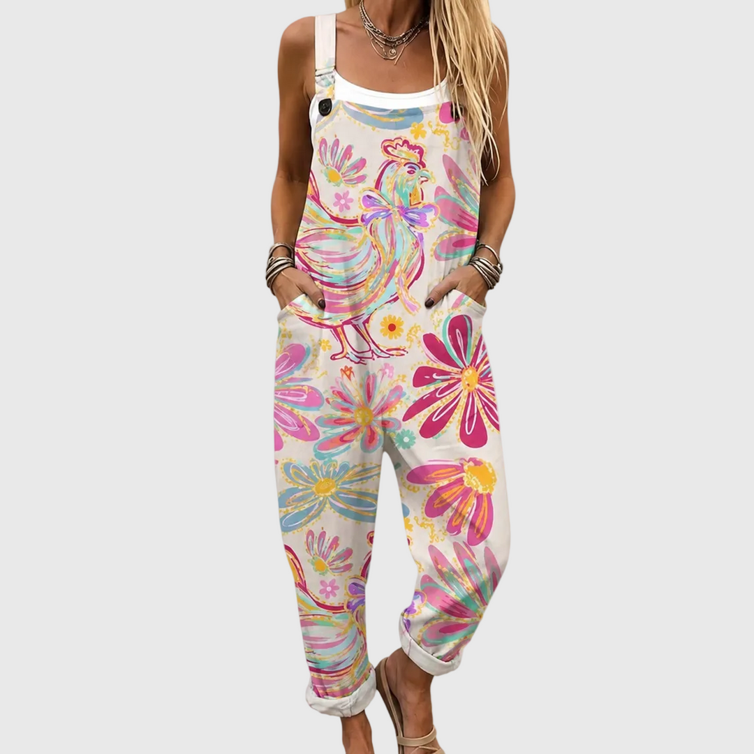 Latzhose mit Huhn und Aquarell-Blüten für Damen