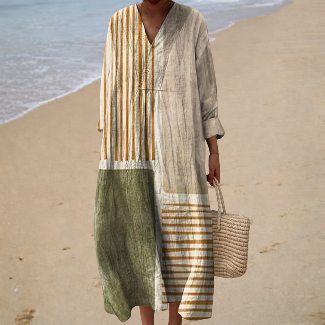 Figurschmeichelndes bedrucktes Sommerkleid