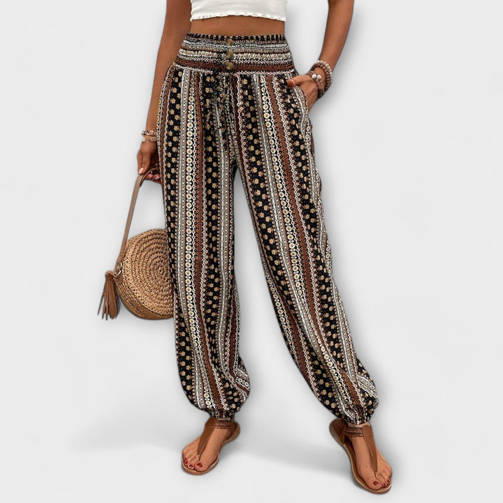 Scarlett | Hose mit ethnischem Grafikdesign
