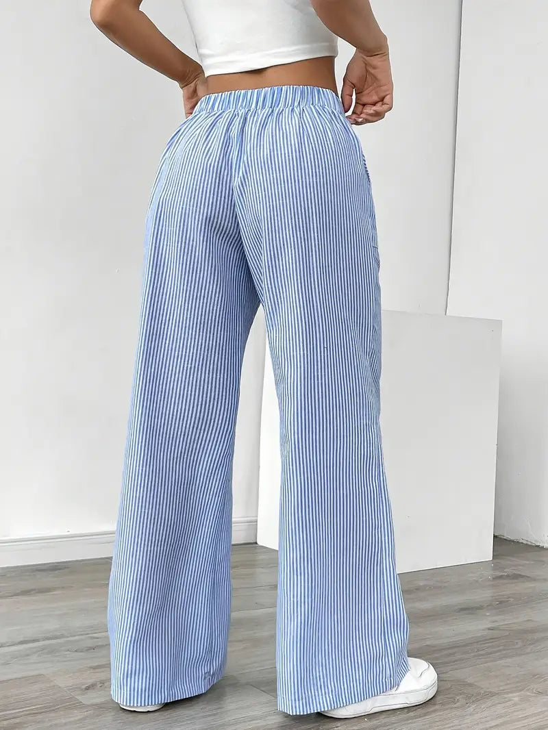 KARINA | STYLISCHE STREIFENHOSE