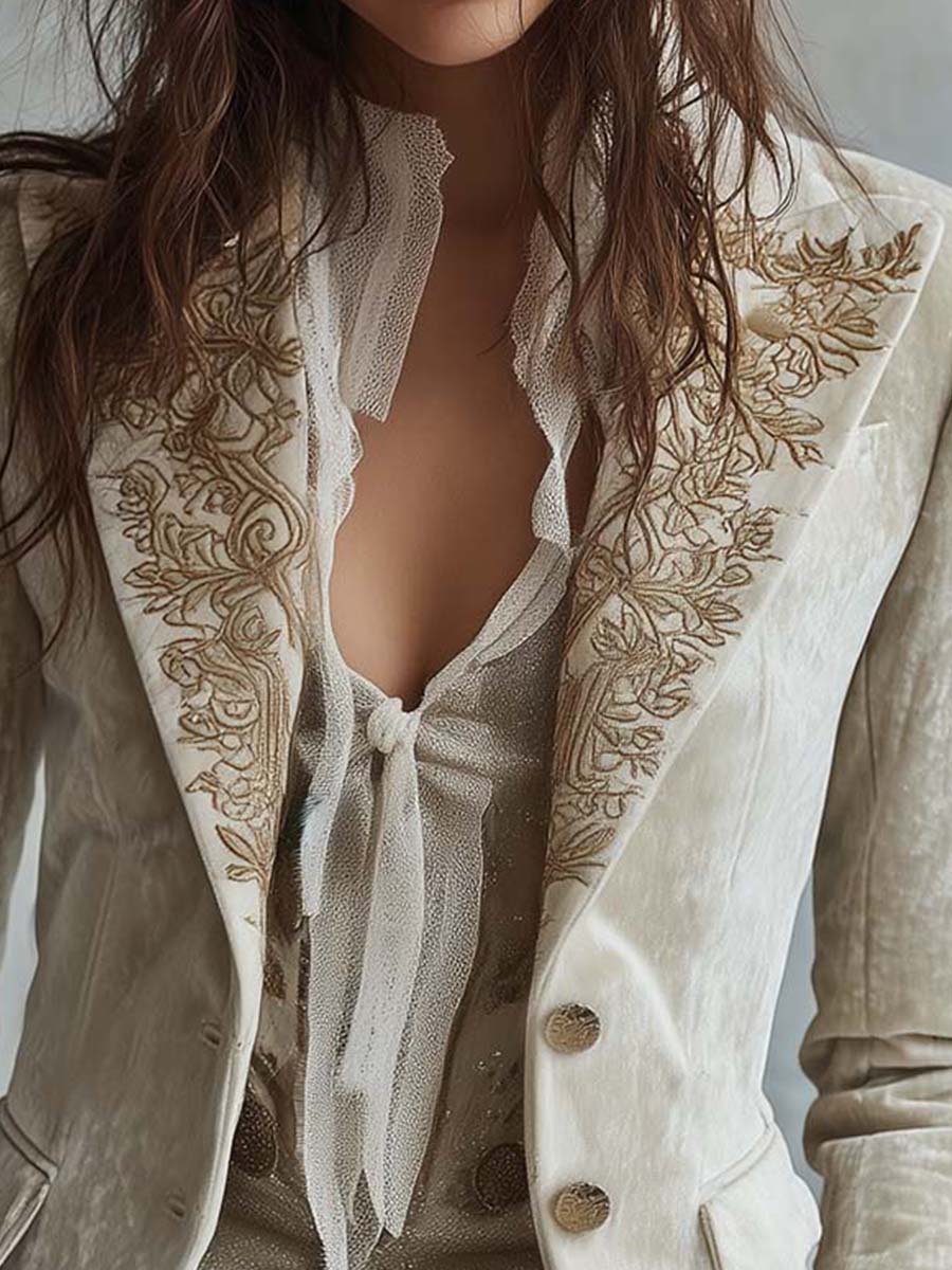 Damen Blazer in Elfenbein mit Stickerei