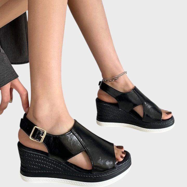 Núria | Orthopädische Sandalen mit Plateau