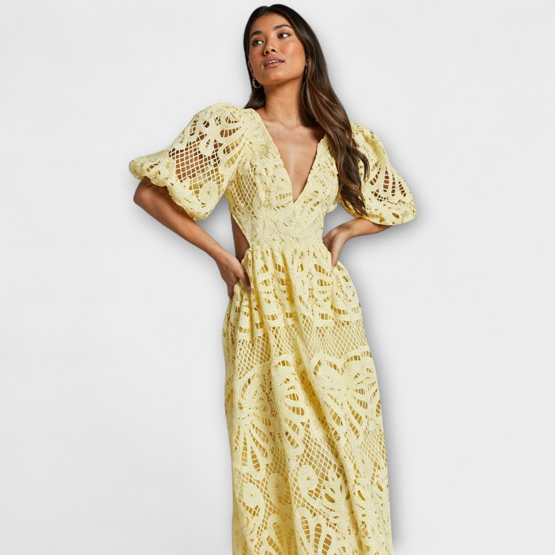 Grace | Elegante Kleider mit zarten Details