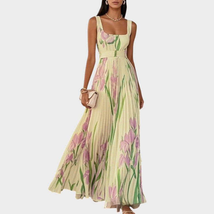 Luxe | Langes plissiertes Kleid mit quadratischem Ausschnitt und Chiffonblumen