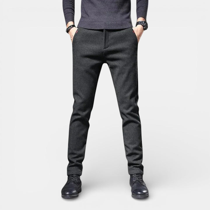 Ignaz™ | Schlanke Tapered-Hose mit glatter Oberfläche