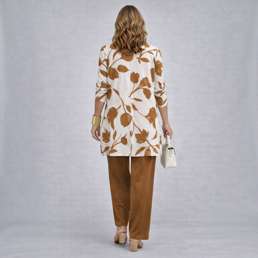 Dörte – weite Hose des dreiteiligen Sets in Camel