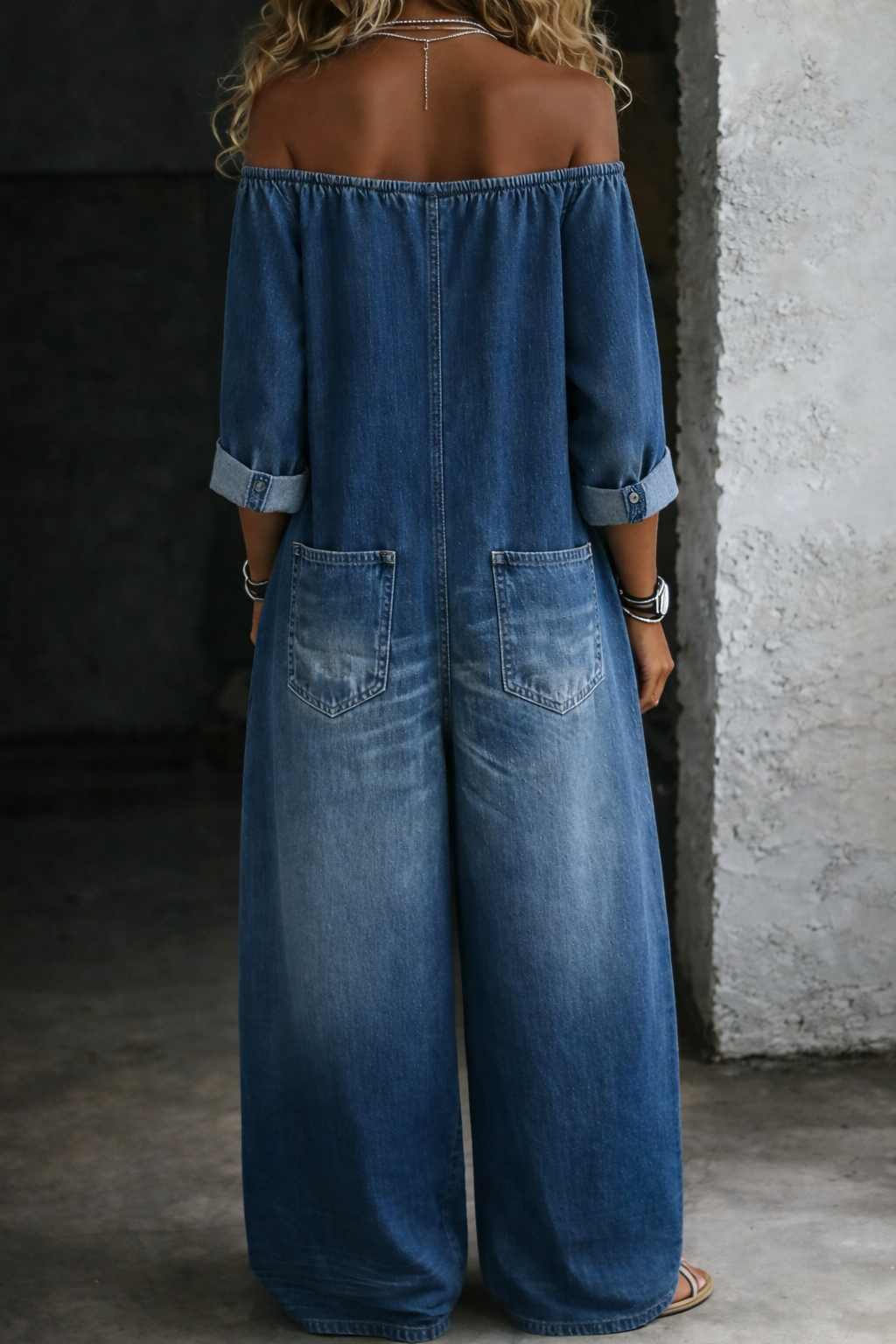 Barbara - Langärmliger Jumpsuit mit Off-Shoulder