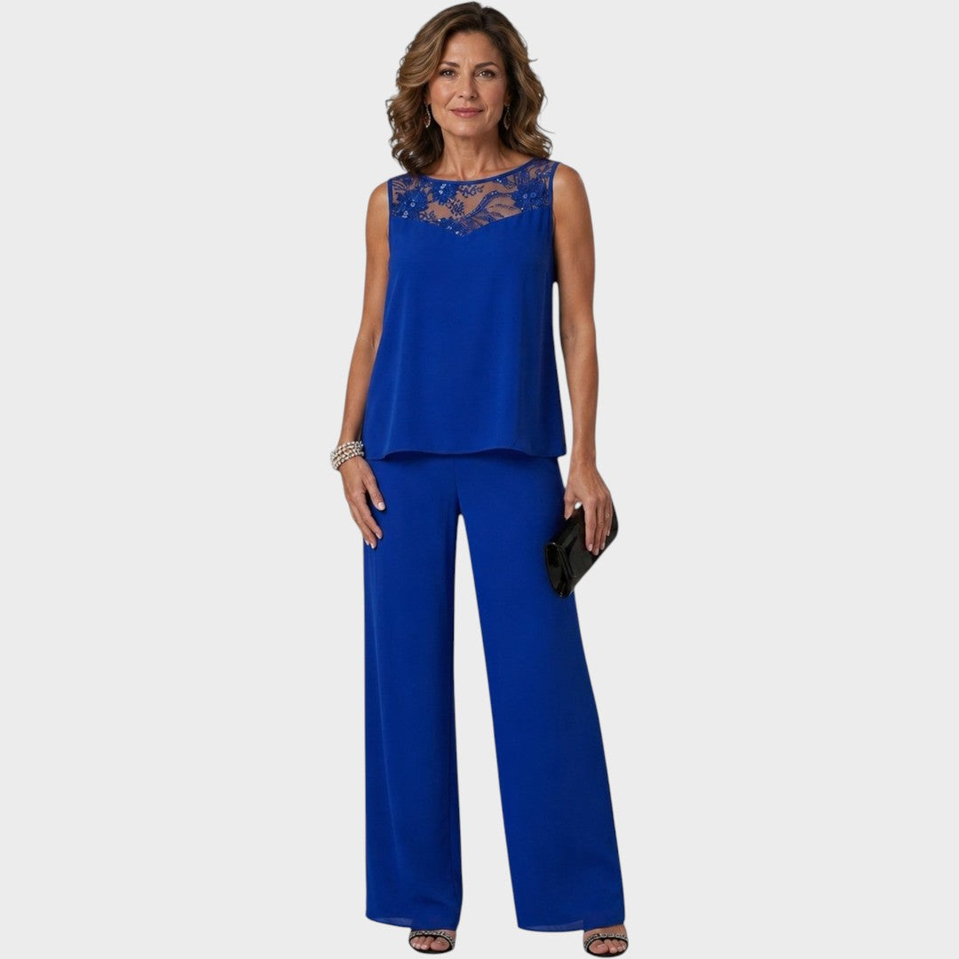 Adalie | Passendes Set aus Hose, Bluse und Mantel