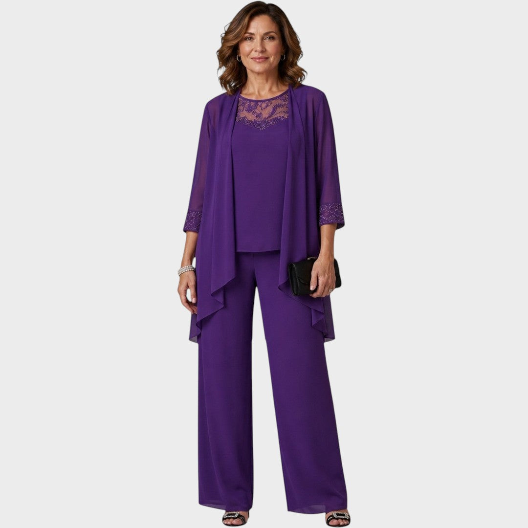 Adalie | Passendes Set aus Hose, Bluse und Mantel