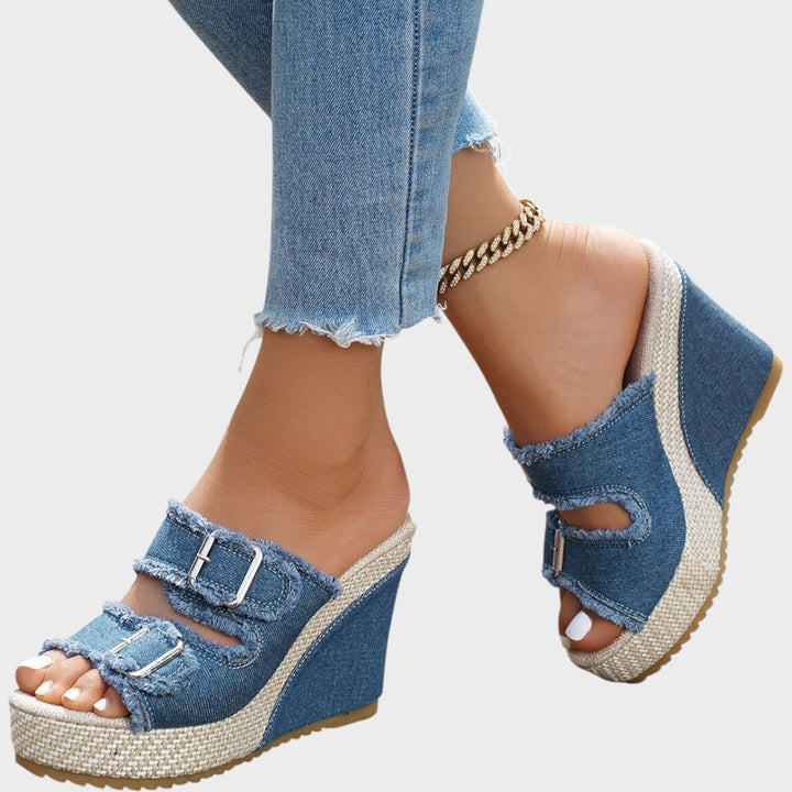 Atelier | Fray Edge Wedge Sandalen