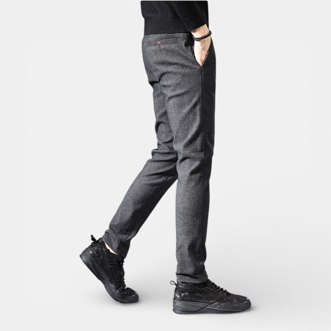 Ignaz™ | Schlanke Tapered-Hose mit glatter Oberfläche
