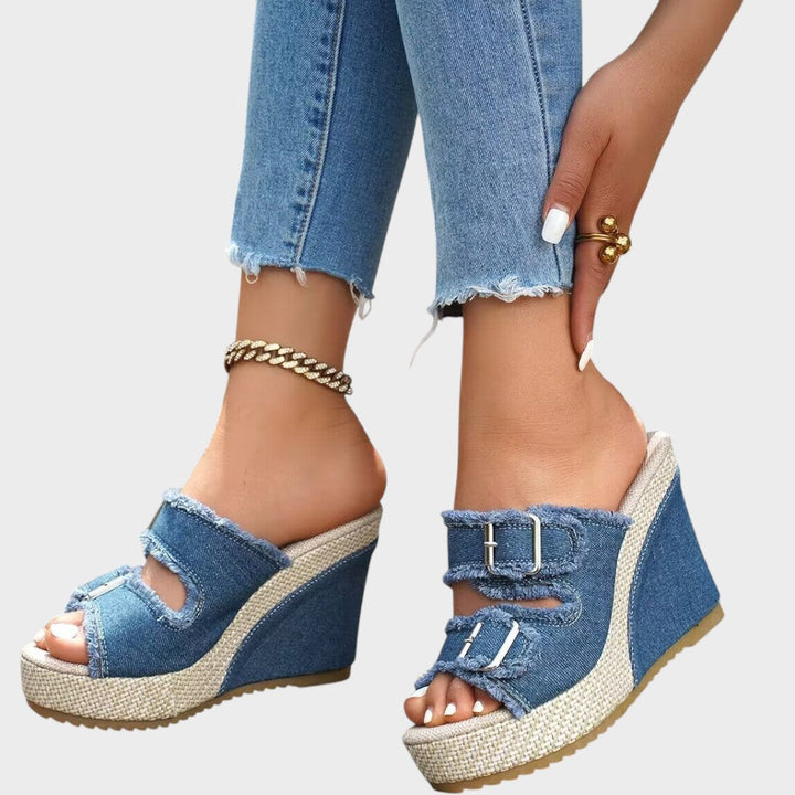 Atelier | Fray Edge Wedge Sandalen