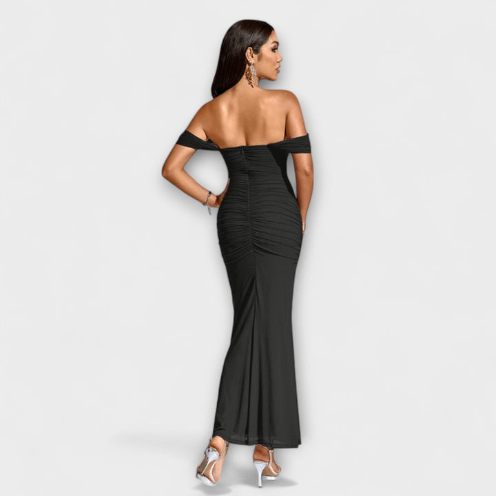 Lone | Off-Shoulder Bodycon Kleid mit Raffung