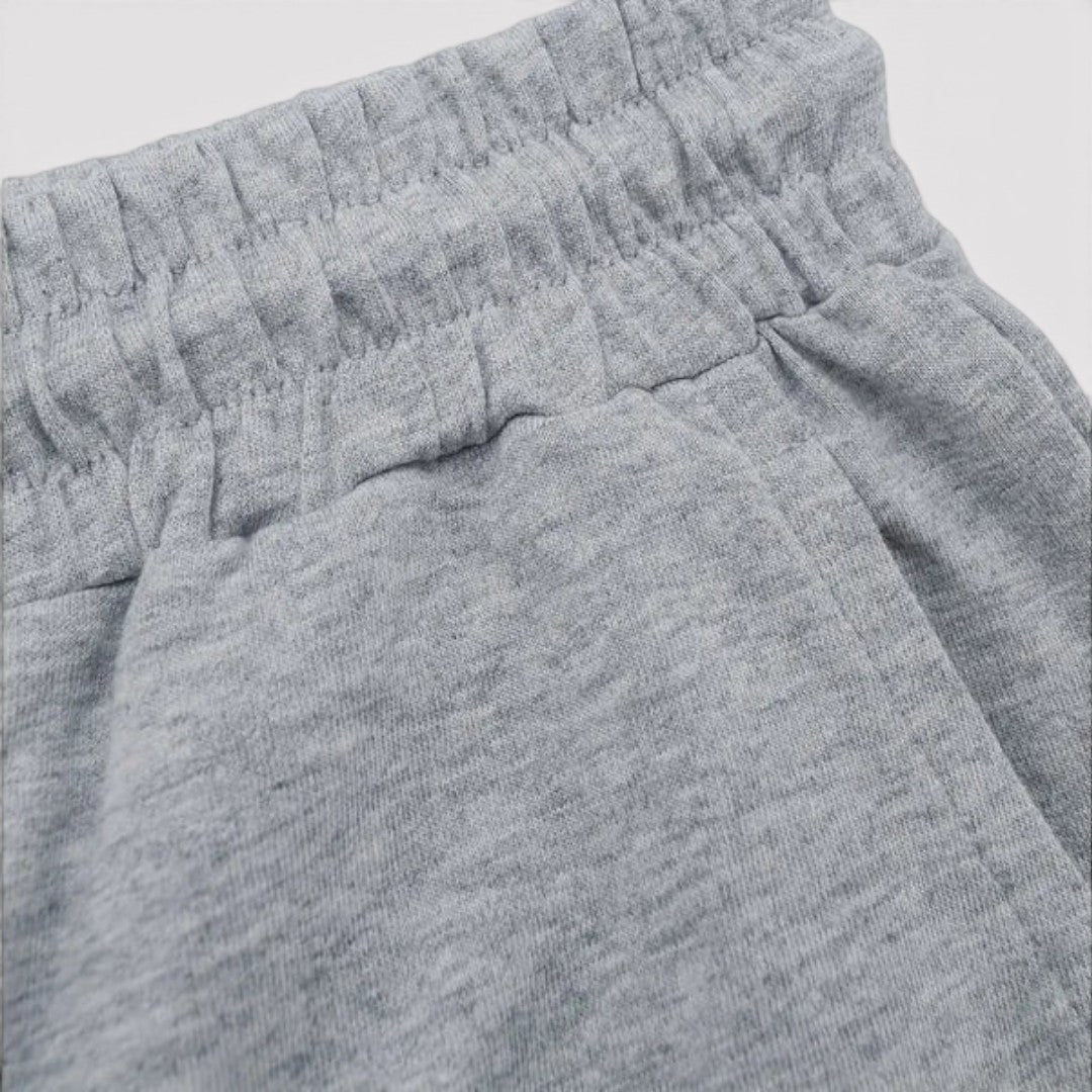 Thees™ | Dehnbare Fitness-Shorts mit Seitentaschen