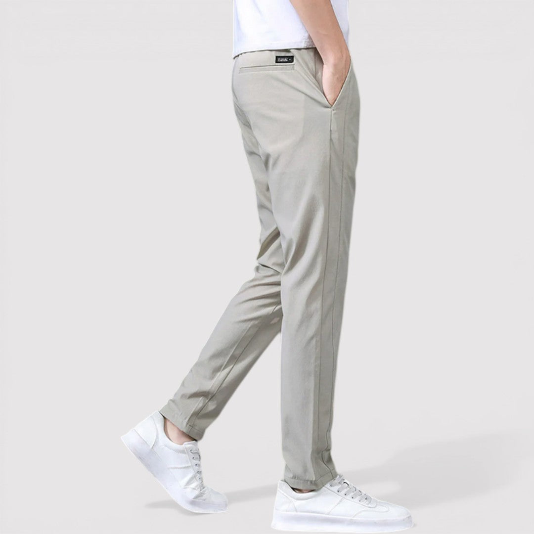 Dietrich™ | Glatte Tapered-Hose mit Stretch-Effekt