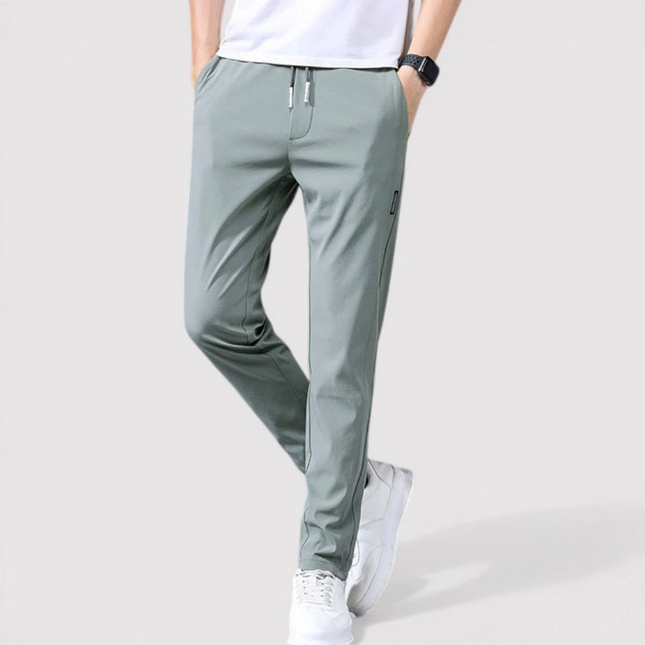 Dietrich™ | Glatte Tapered-Hose mit Stretch-Effekt