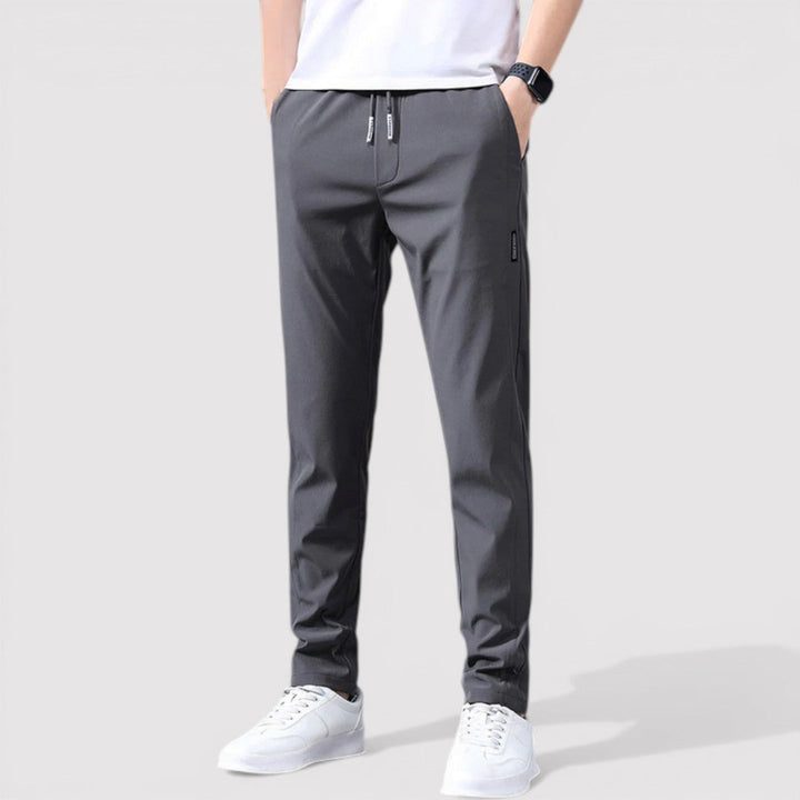 Dietrich™ | Glatte Tapered-Hose mit Stretch-Effekt