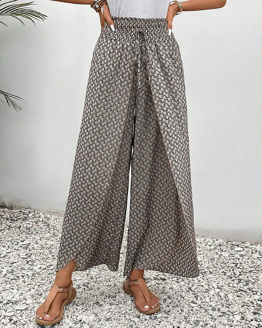 Edeltraud | Sommerhose mit Leopardenmuster und weitem Bein