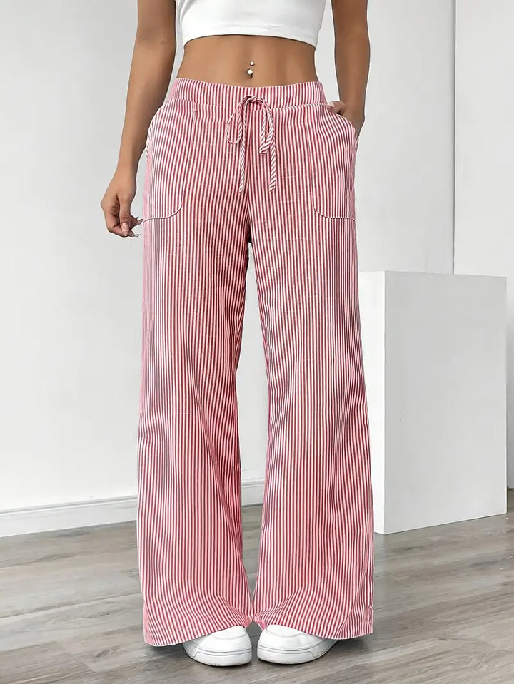 KARINA | STYLISCHE STREIFENHOSE