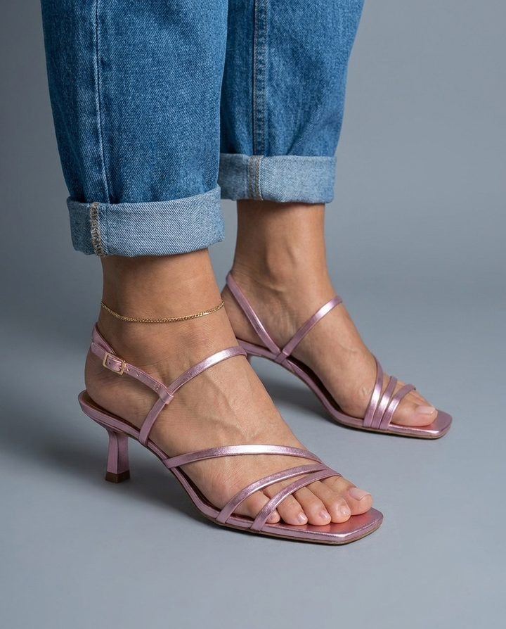 Rosé | Pink Metallische Riemchen Kitten Heels