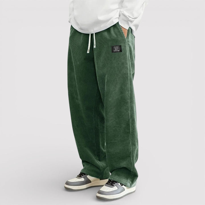 Korbinian™ | Hose mit markanter Rippenstruktur
