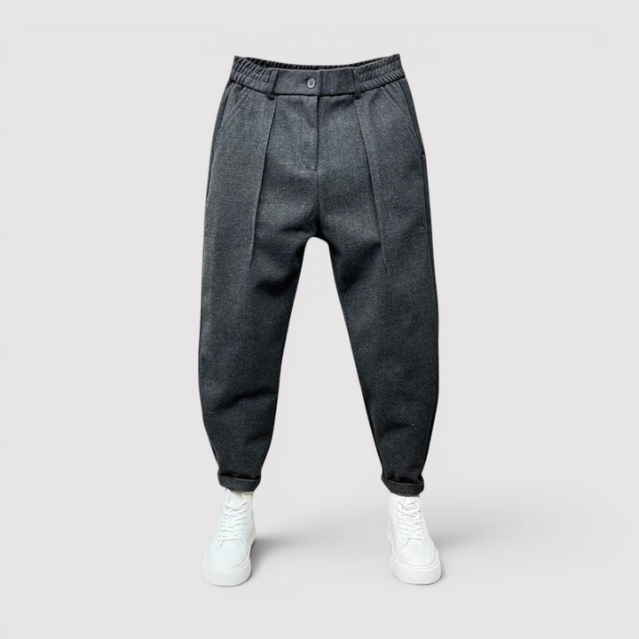 Eberhard™ | Leichte Tapered-Hose mit klarer Linie