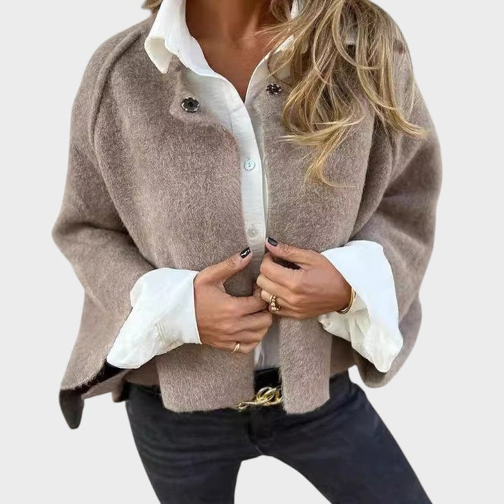 Cecília | Kurze Jacke mit Glockenärmeln