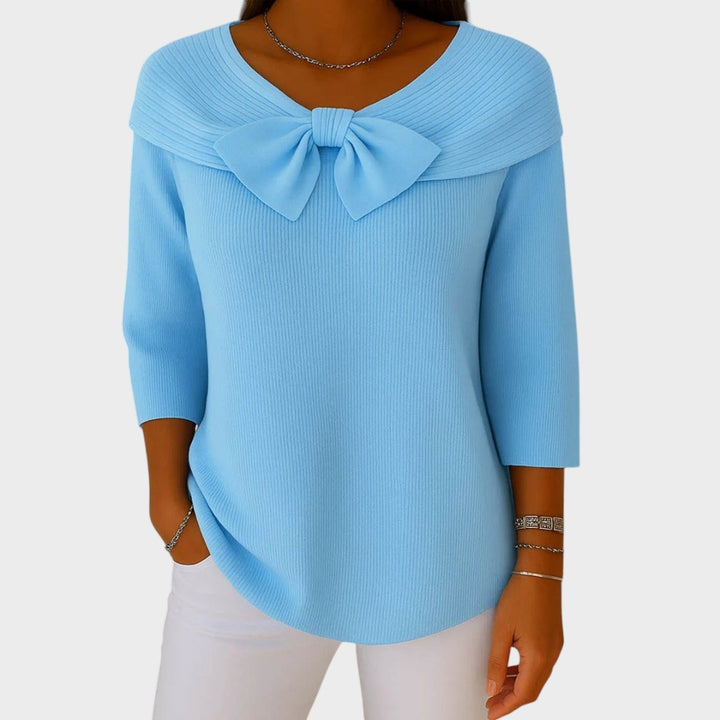 Pullover elegante Lars Hamburg azul claro com detalhe de laço no decote e mangas três quartos