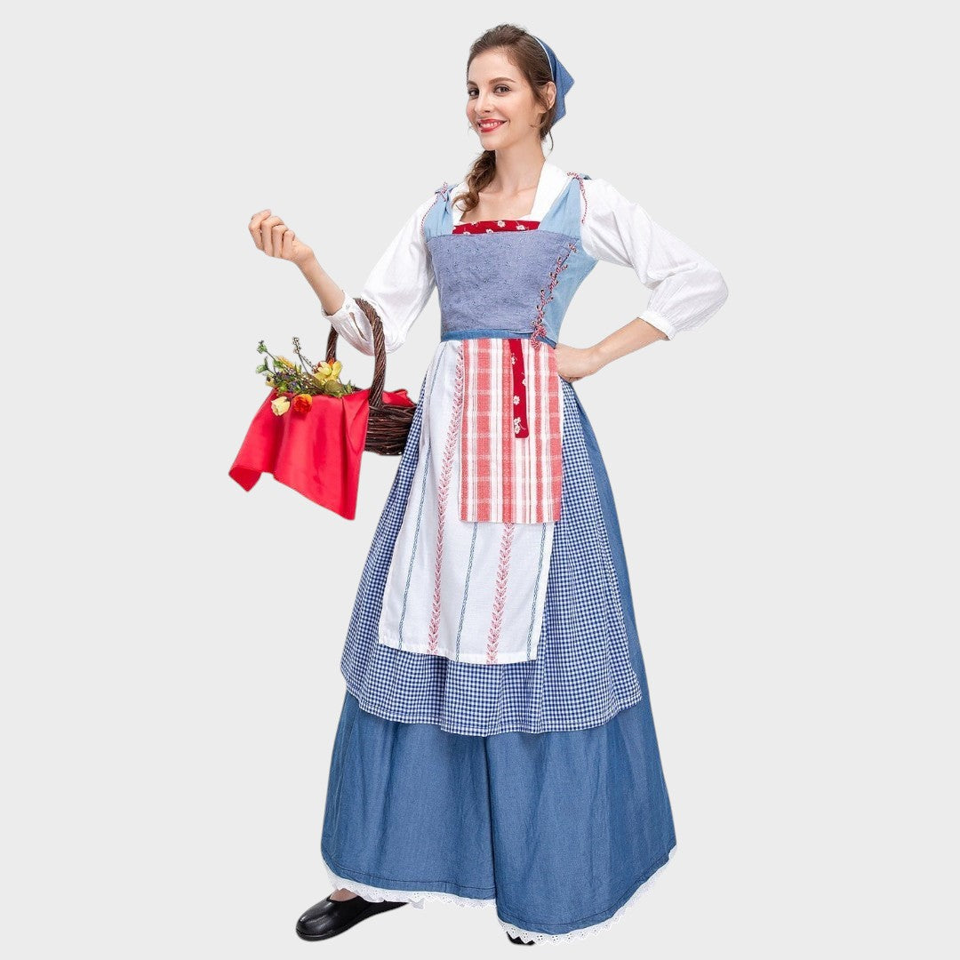 Trachtenkleid Kuni da Lars Hamburg em azul e branco com avental xadrez, folhos e cesta de flores num estilo nostálgico