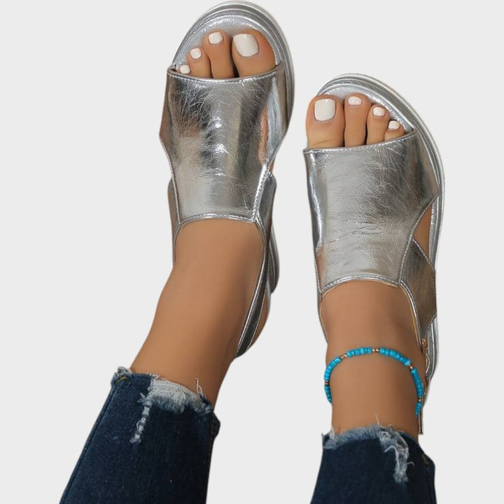 Núria | Orthopädische Sandalen mit Plateau